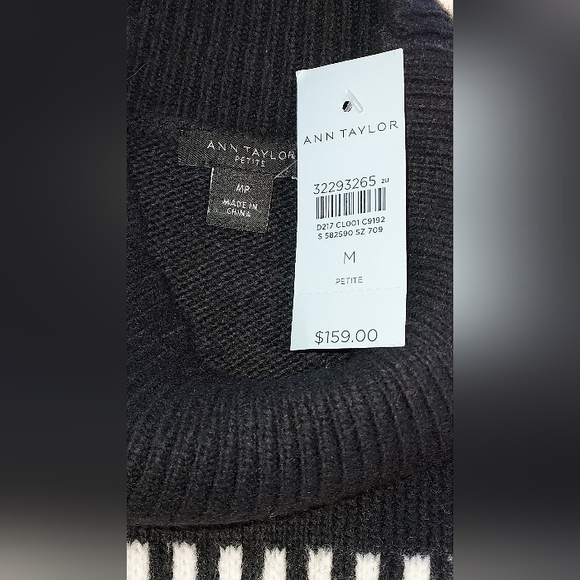 Ann Taylor Ivory/Black Geometric Print Mock TurtleNeck Sweater Dress NWT - Picture 5 of 6